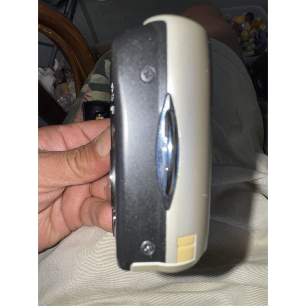Nikon COOLPIX L22 12.0MP Silver Digital Camera - Lens Error - (READ) - Picture 5 of 7